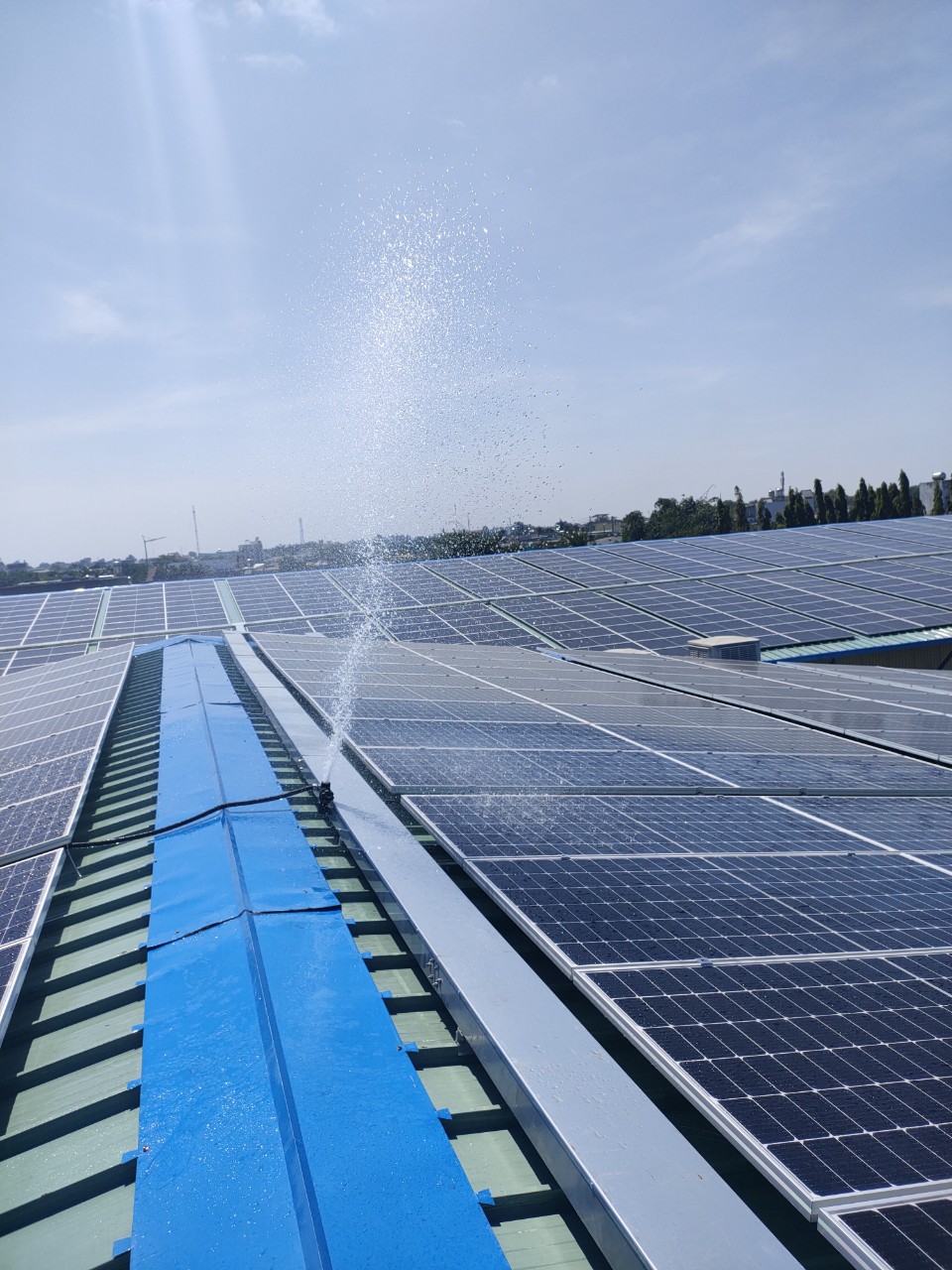 Thi công điện mặt trời